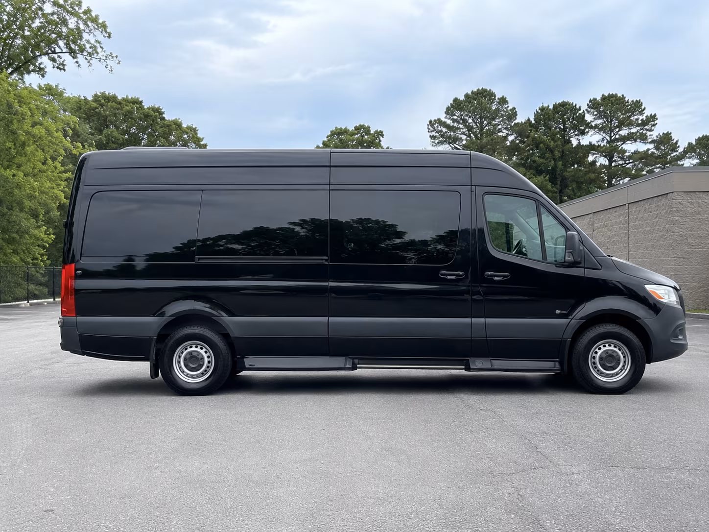 akron corporate transportation